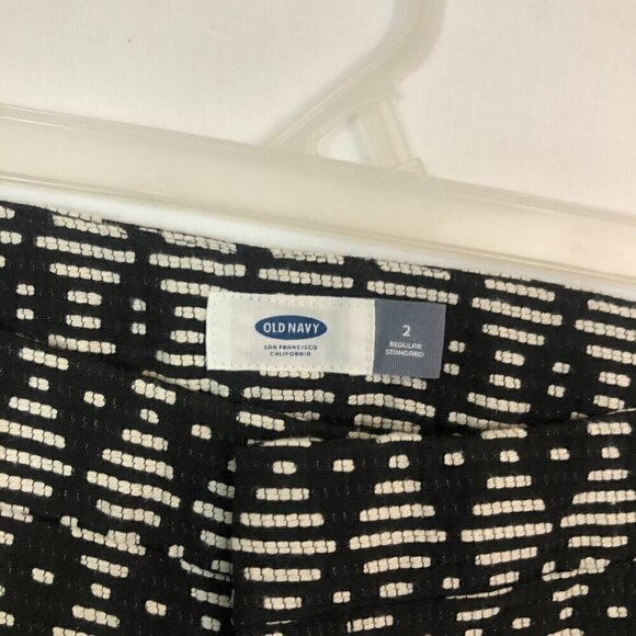 OLD NAVY Jacquard Shorts Diamond Geo Geometric Black Cream Ivory Aztec Tribal 2 - Picture 5 of 6